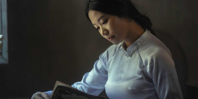 Sara Mangford57: 探索暗黑主题艺术的视觉魅力与插画设计